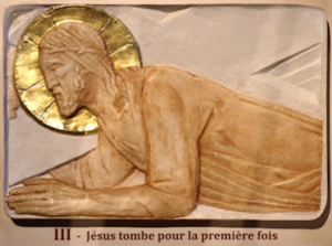 III - Jésus tombe pour la première fois